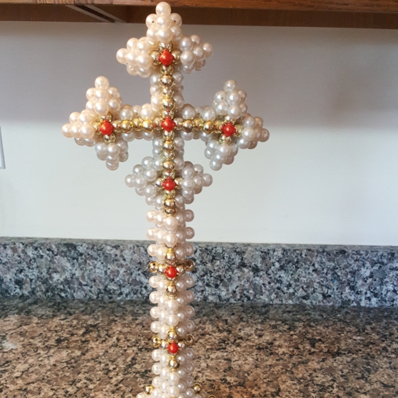 unbranded Other - Hamd made standing pearl cross new